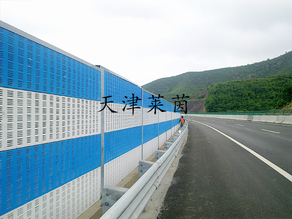 <a href=http://m.fengyiwang.cn/news_article?news_id=114>高速聲屏障</a>