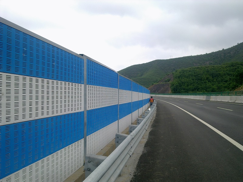 <a href=http://m.fengyiwang.cn/news_article?news_id=122>聲屏障</a>