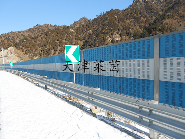 <a href=http://m.fengyiwang.cn/news_article?news_id=124>聲屏障</a>