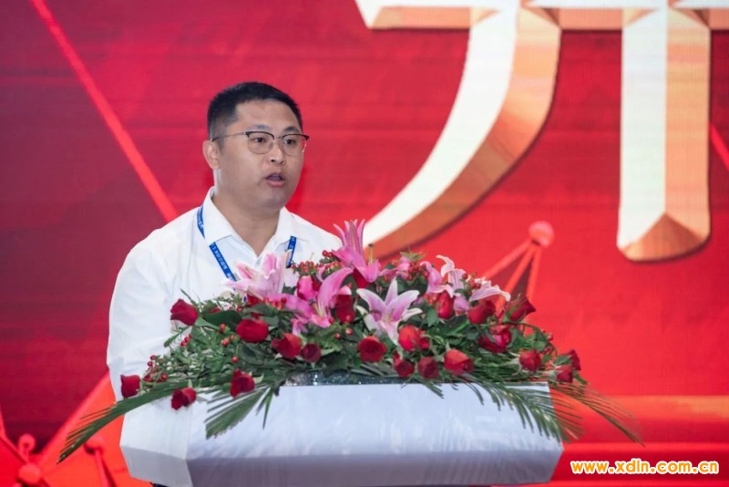 總冠名單位江蘇福思克環境科技有限公司代表呂總
