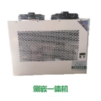 側嵌一體機